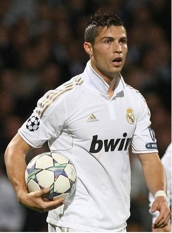 最强辅助？《王者荣耀》新英雄美人鱼＂朵莉亚＂即将上线