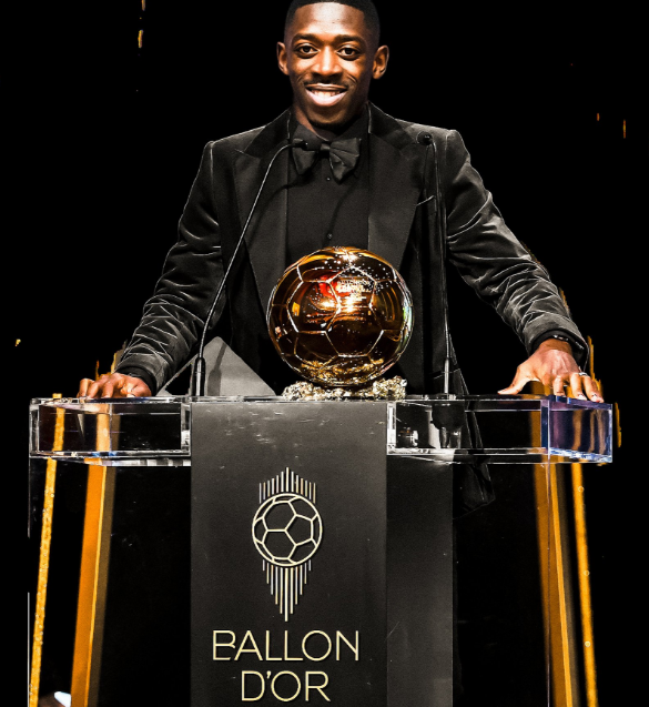 德天空：科隆与曼城就先租后买20岁中卫辛普森达成协议