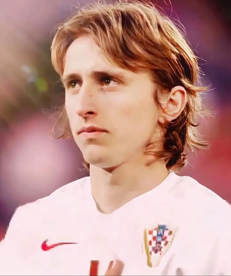 《原神》新手主C与强势四星五星角色推荐：开荒期的得力助手