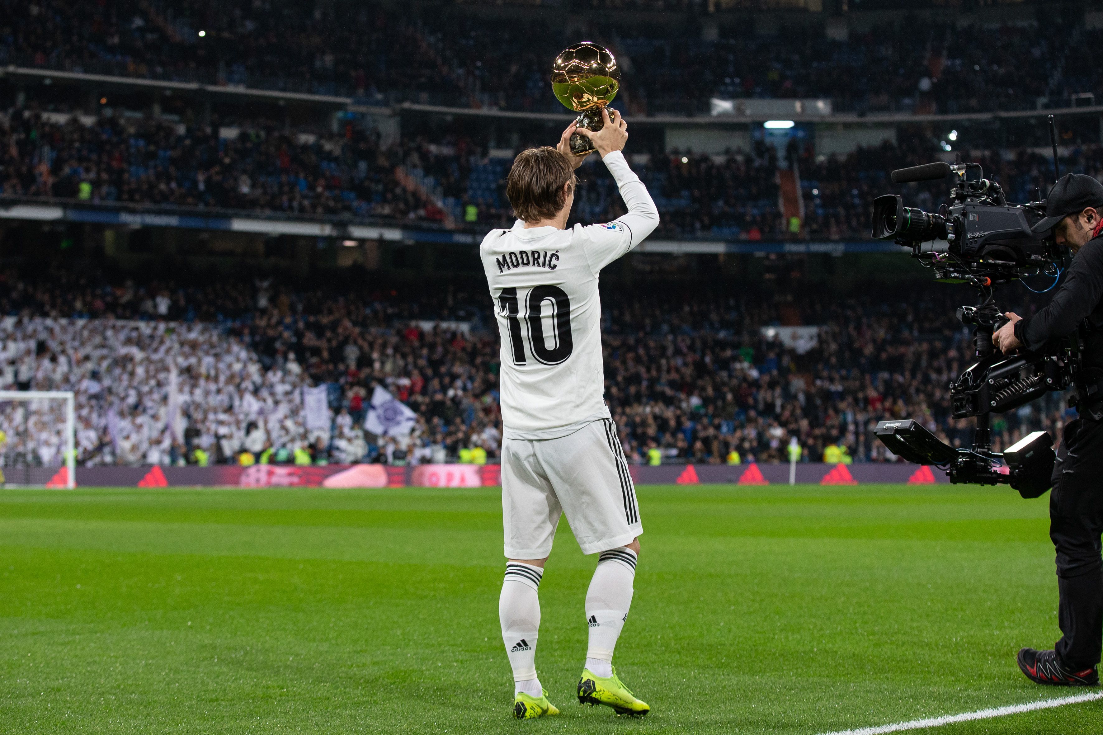 《辐射》配音演员自曝酬劳：只有40美元和一个三明治