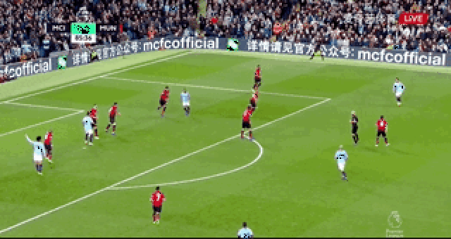 老大重伤，老三被交易，本以为你们要摆烂，老二却强势带队逆袭