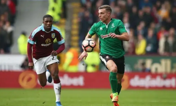 一个人也能爽玩麻将，这个春节在i人麻将《青天井》里切磋牌技