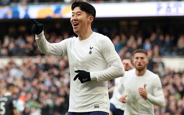 LPL冠军中单晚节不保！单局1-8刷新下限，观众喊话官方：严查账户